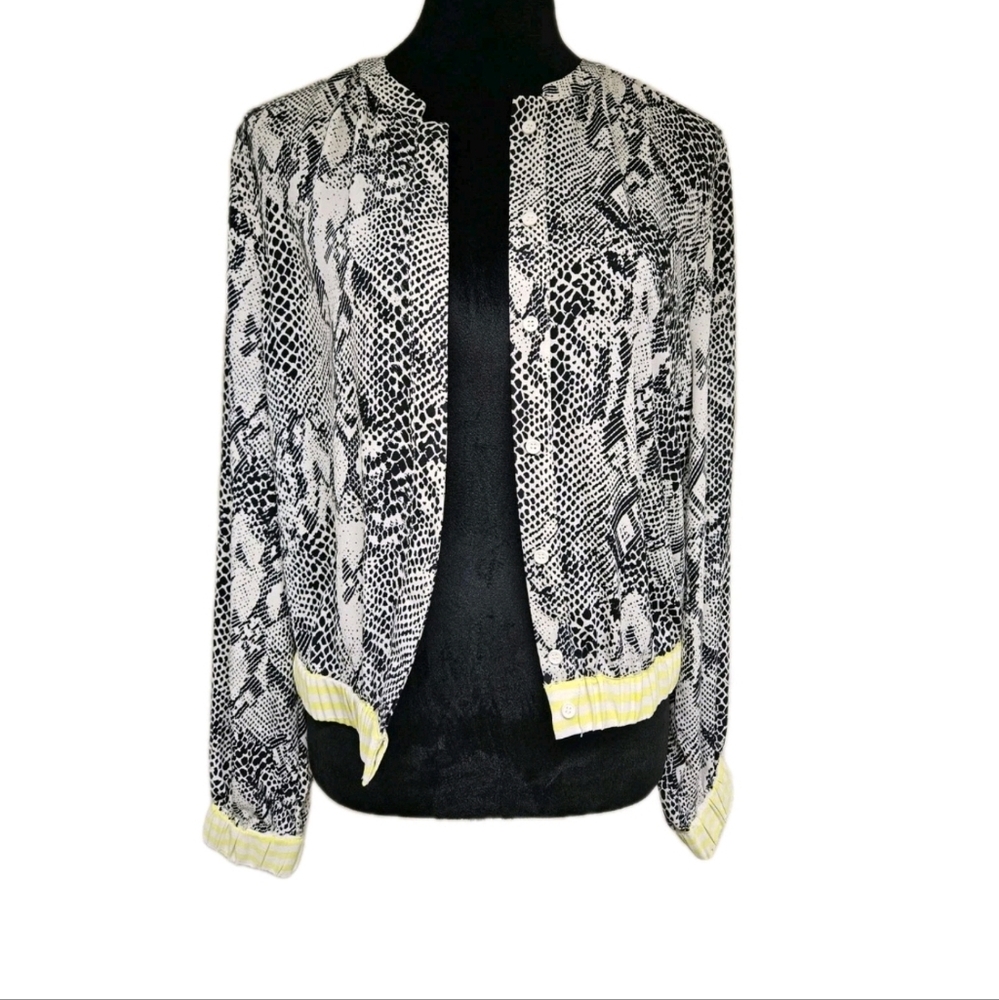 Snake print versatile Jacket Style Blouse-Size Medium